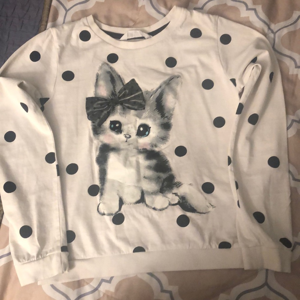 H&M kitty sweater